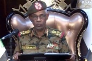 Sudan’da Askeri Geçiş Konseyi Başkanı görevinden ayrıldı