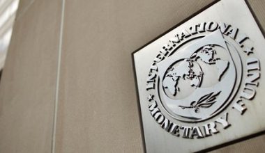 Yunanistan IMF’ye borcunu erkenden ödemek istiyor